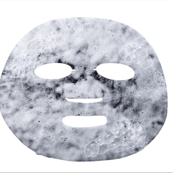 Glamglow oxygenating bubble mask infused wcharcoal - Picture 3 of 5